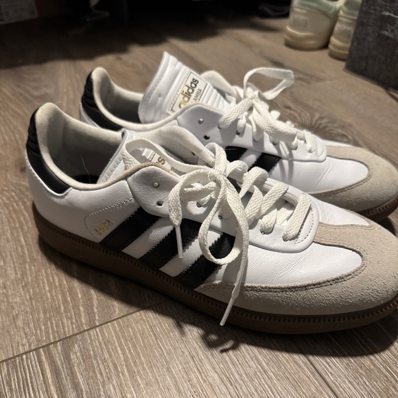 Adidas Samba White and Black Golf Shoes - Never Worn - Picture 2 of 4